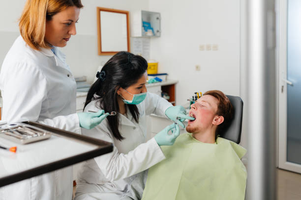 Best Cracked Tooth Emergency Dentist  in Twin Lake, MI